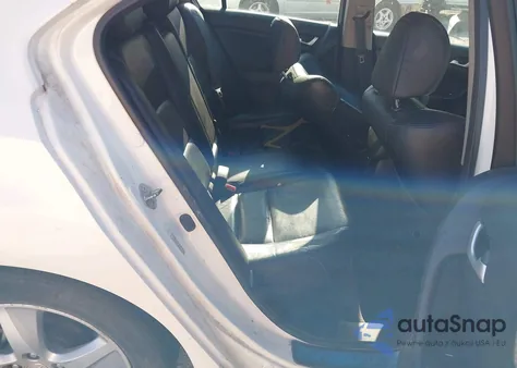 2011 Acura Tsx 2.4 из США, поврежденный, VIN JH4CU2F63BC009834